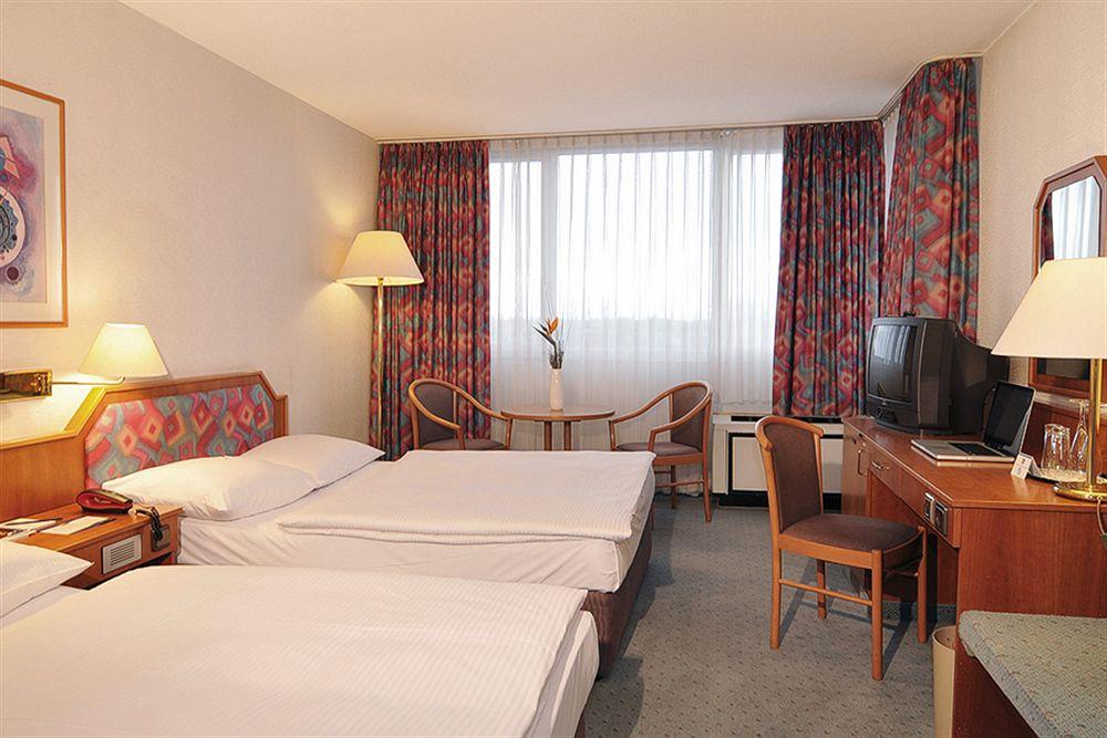 Leoso Hotel Ludwigshafen Dış mekan fotoğraf