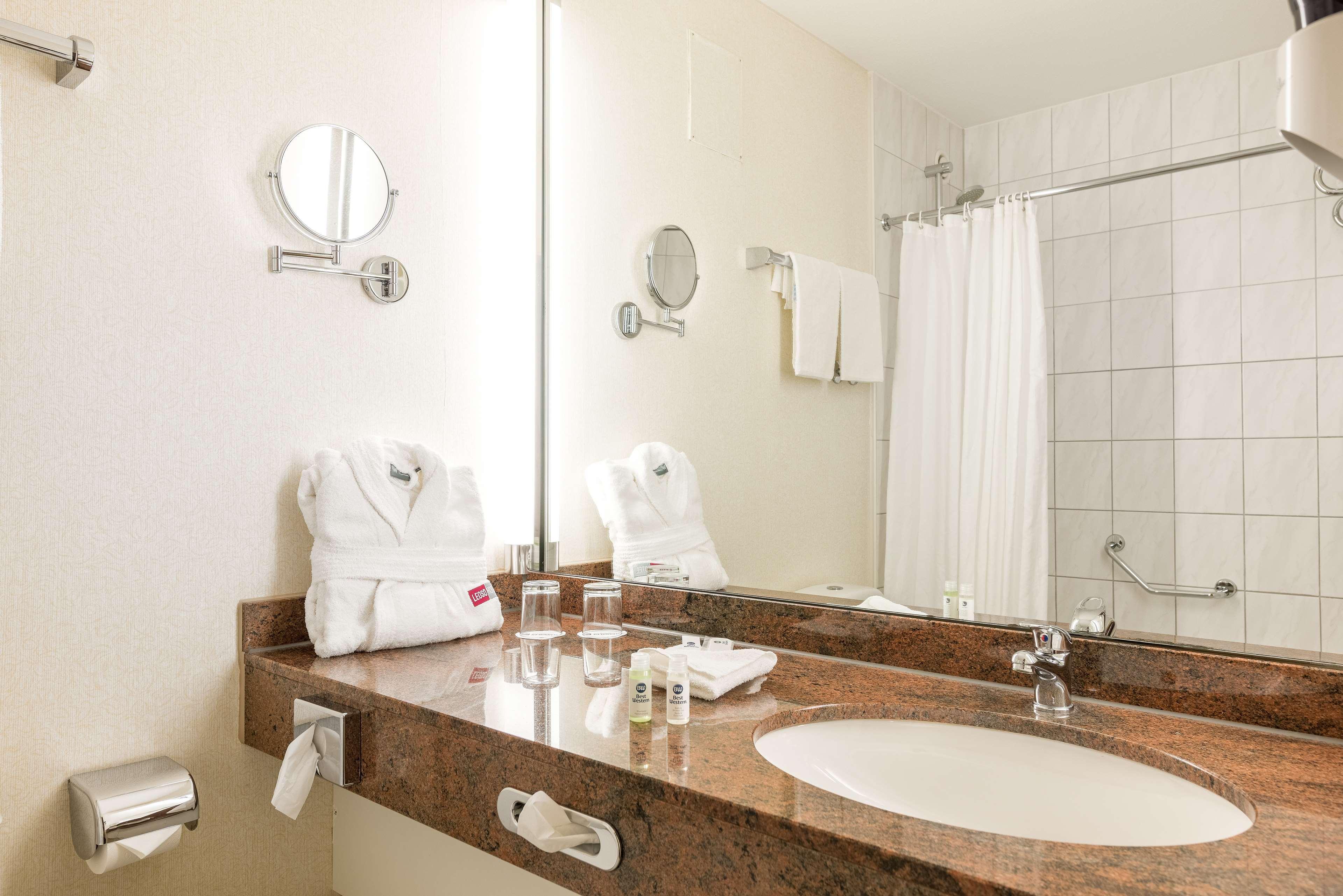 Leoso Hotel Ludwigshafen Dış mekan fotoğraf