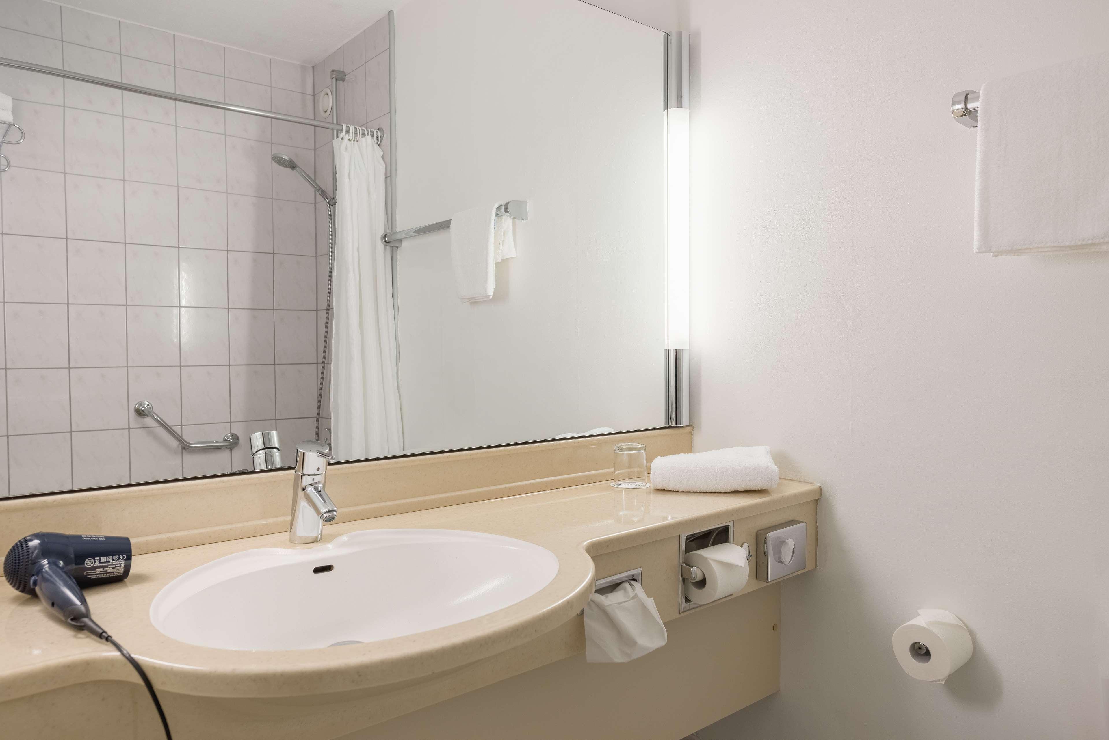 Leoso Hotel Ludwigshafen Dış mekan fotoğraf