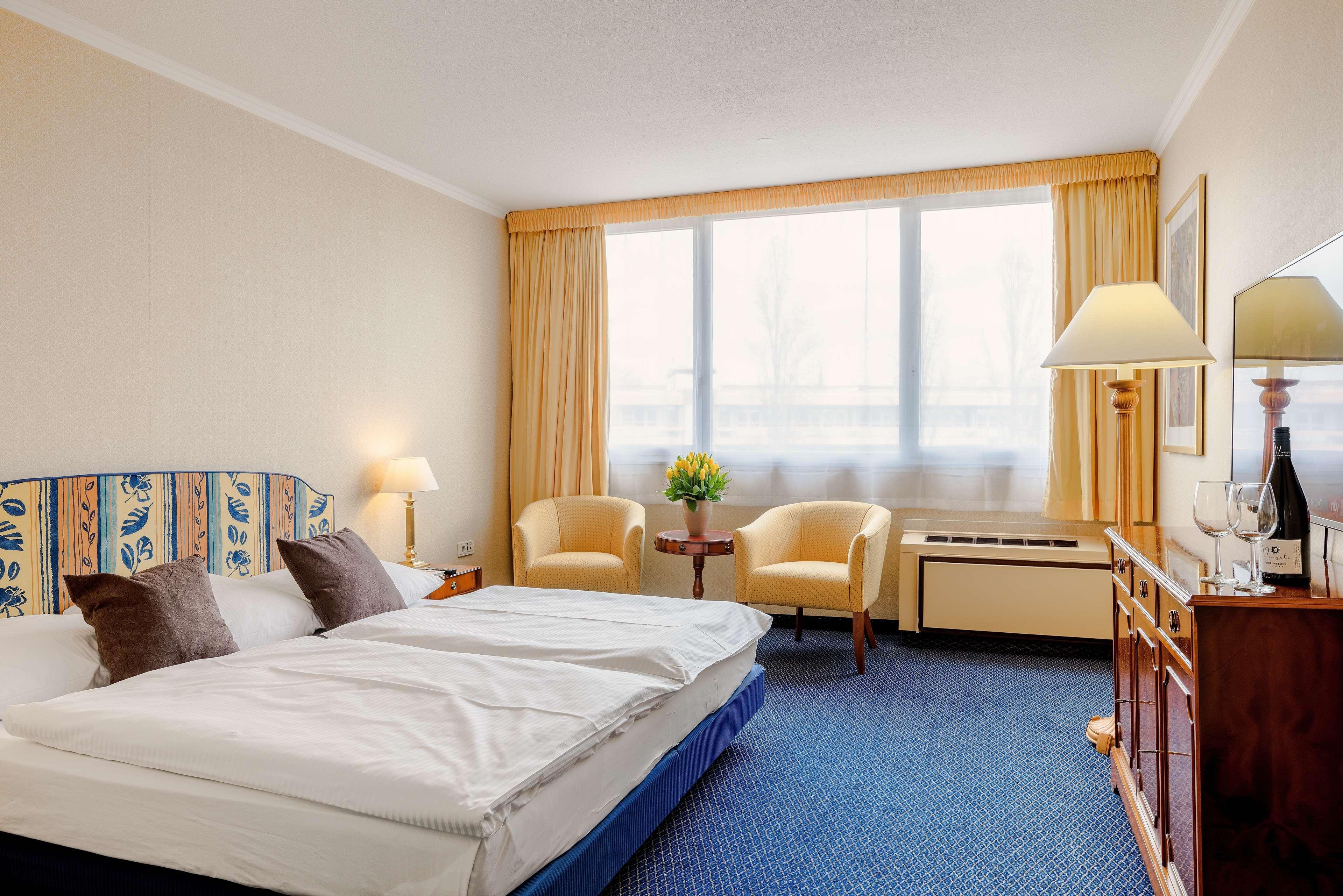 Leoso Hotel Ludwigshafen Dış mekan fotoğraf