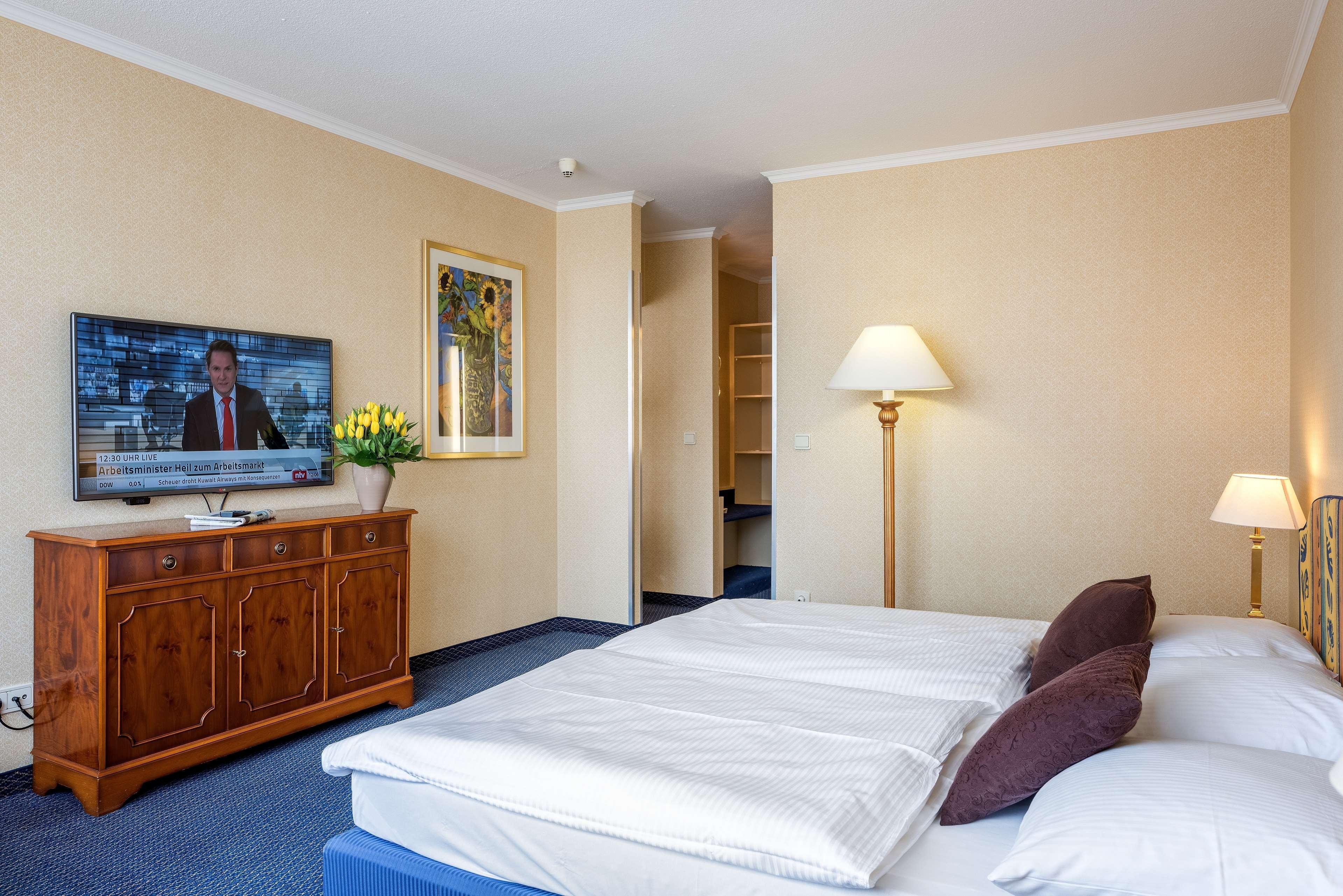 Leoso Hotel Ludwigshafen Dış mekan fotoğraf
