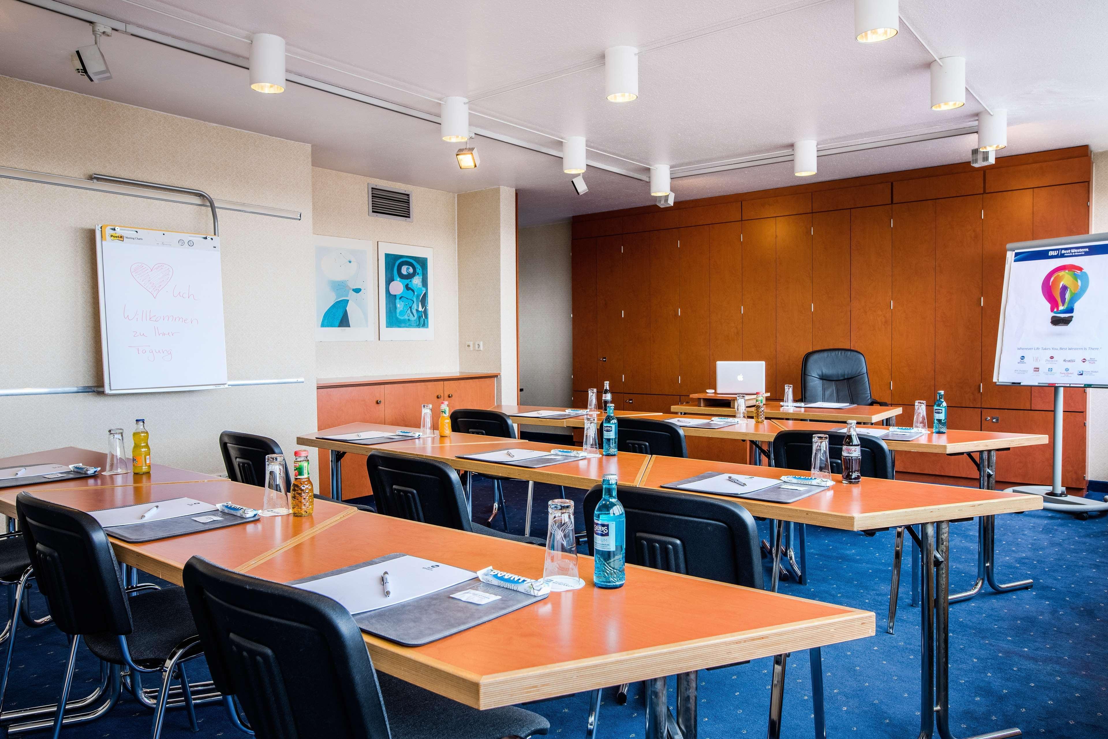 Leoso Hotel Ludwigshafen Dış mekan fotoğraf