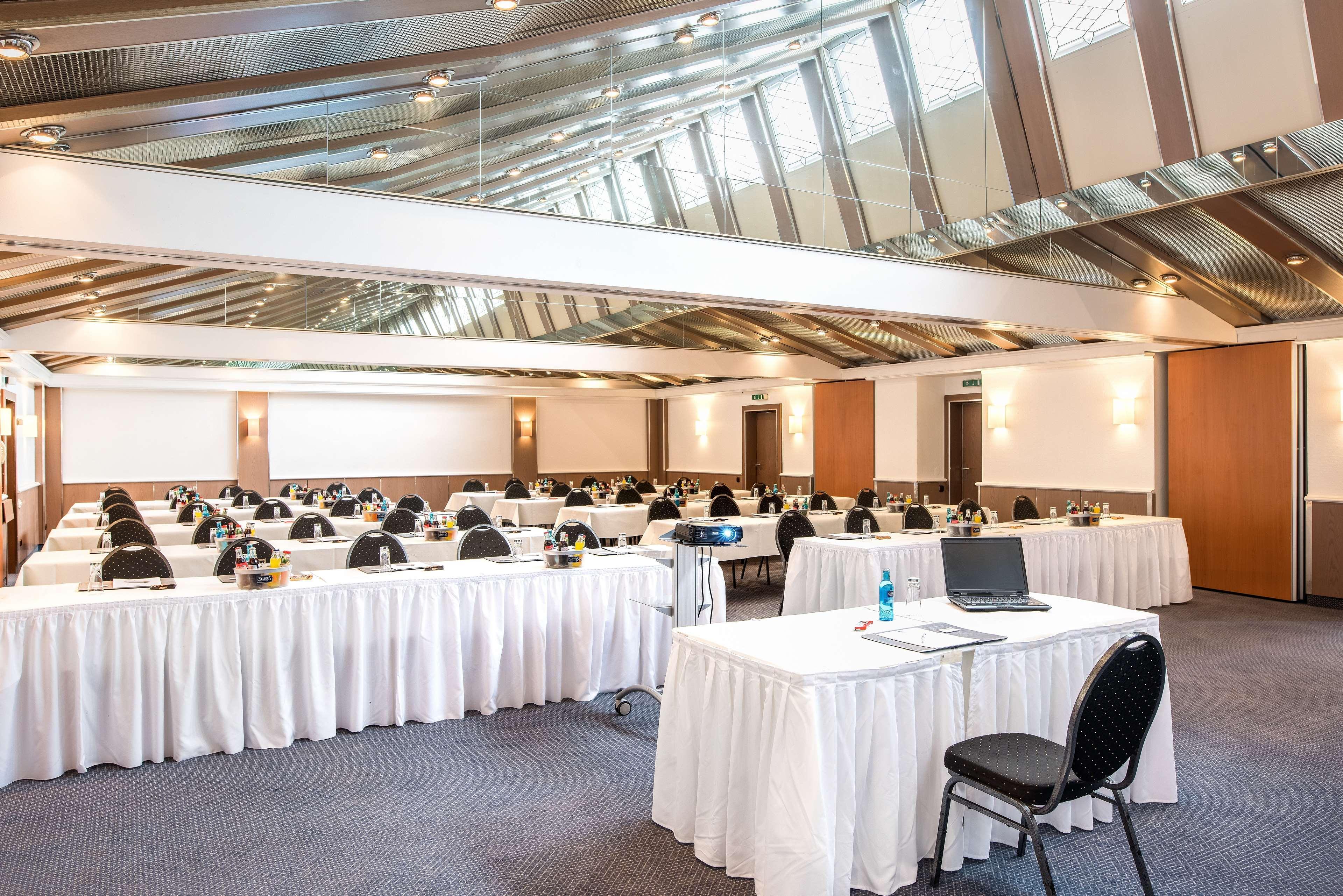 Leoso Hotel Ludwigshafen Dış mekan fotoğraf