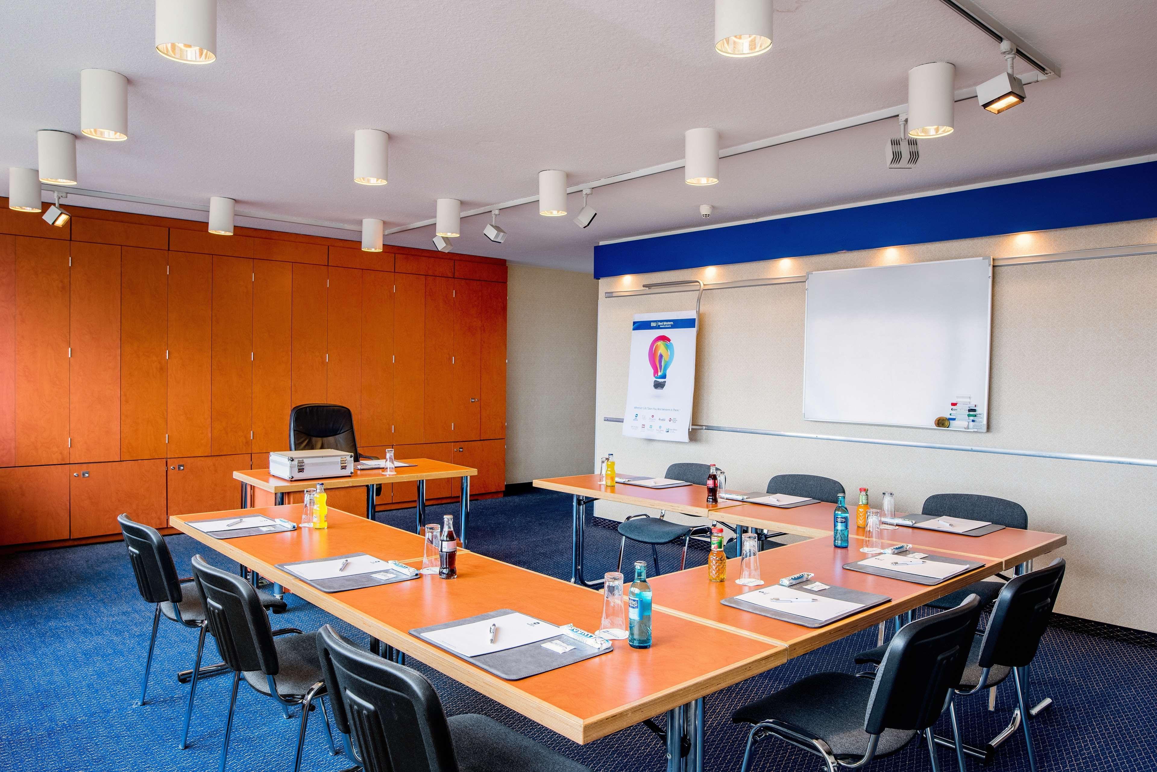 Leoso Hotel Ludwigshafen Dış mekan fotoğraf